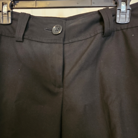 Ann Taylor  Shorts - Picture 5 of 9